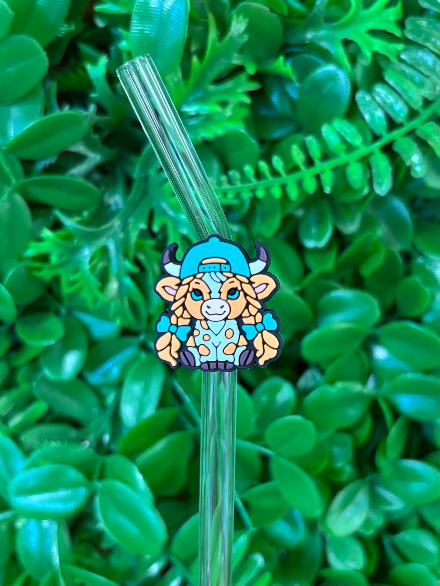 208 - Straw Charm