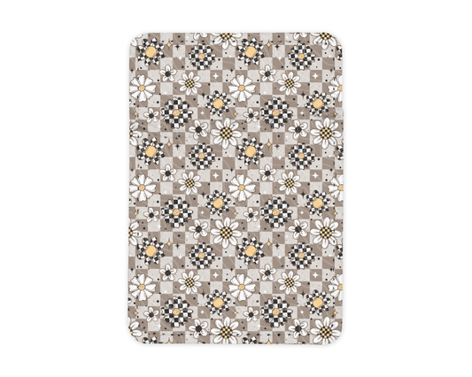 Checkered Bloom | MagSafe Card Holder